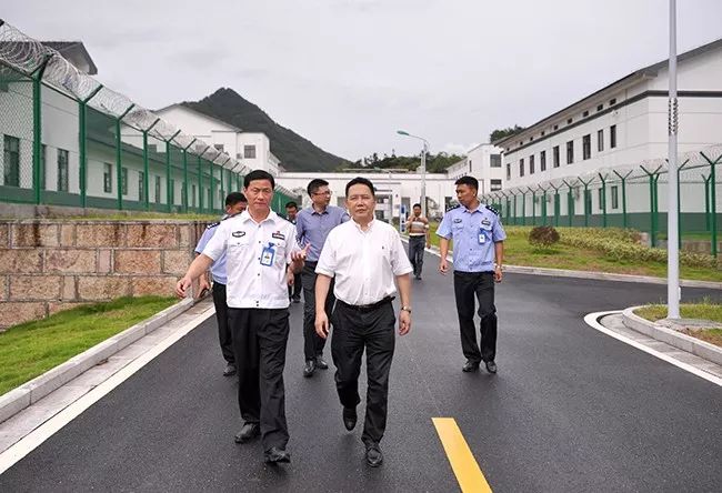 丽水市人民医院与浙江省之江监狱签订监地医疗合作