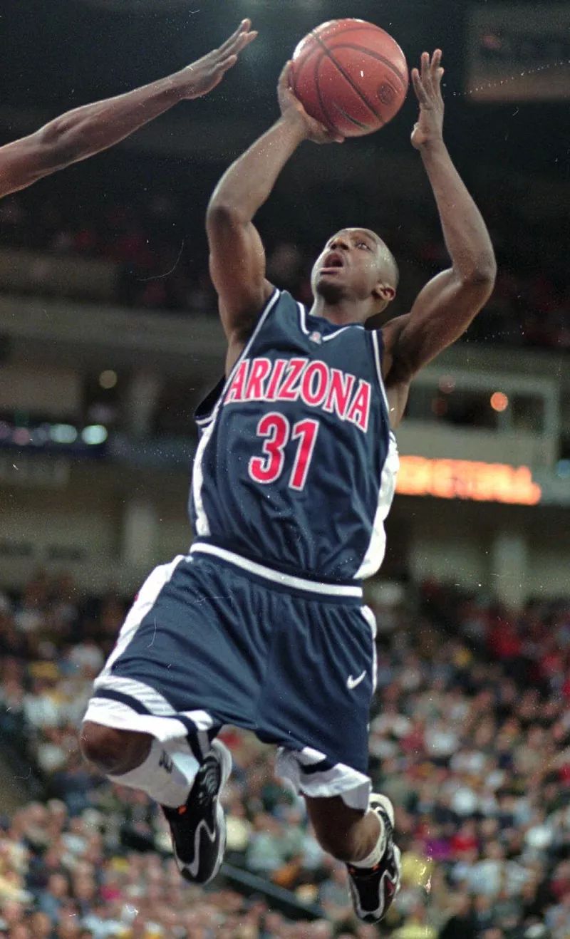 jason terry in  nike air t-bug