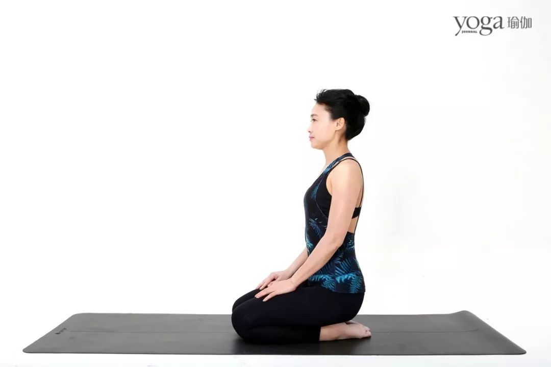 75no.2金刚座(vajrasana)