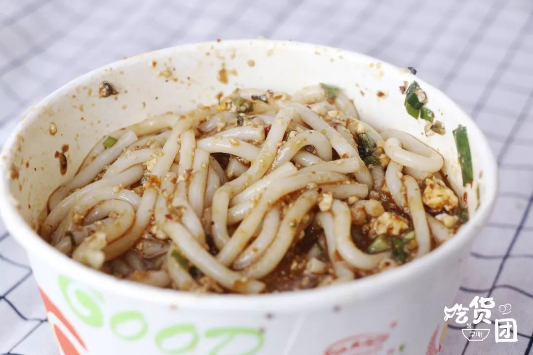 这碗吴井路上的豆花米线是你错过了30年的味道