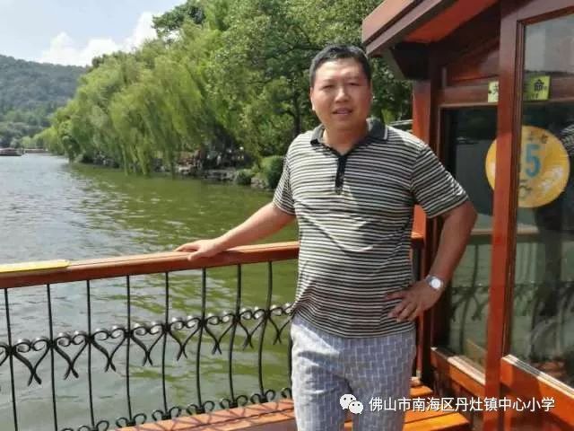 晓洋209班 陈颖欣同学的爸爸陈伟通208班曾达冠同学的爸爸曾昭润207