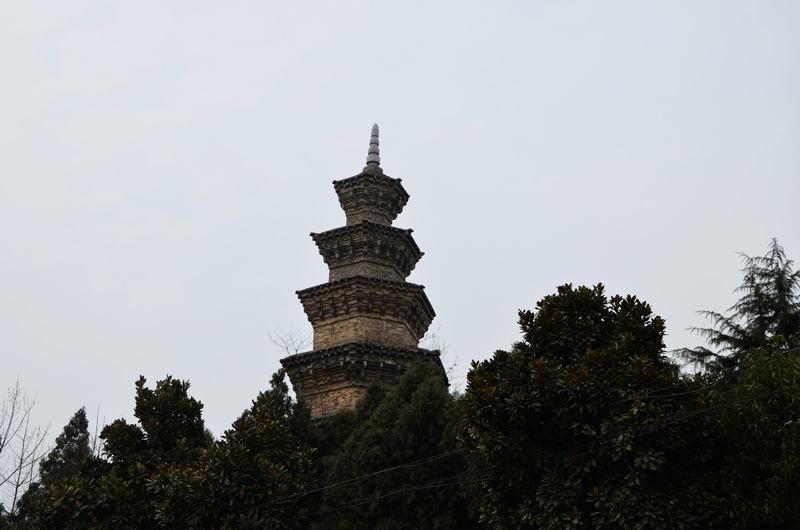 河南南阳 科圣张衡故里的鄂城寺