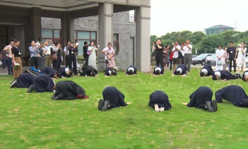 太湖大学堂附属小学毕业典礼圆满成功