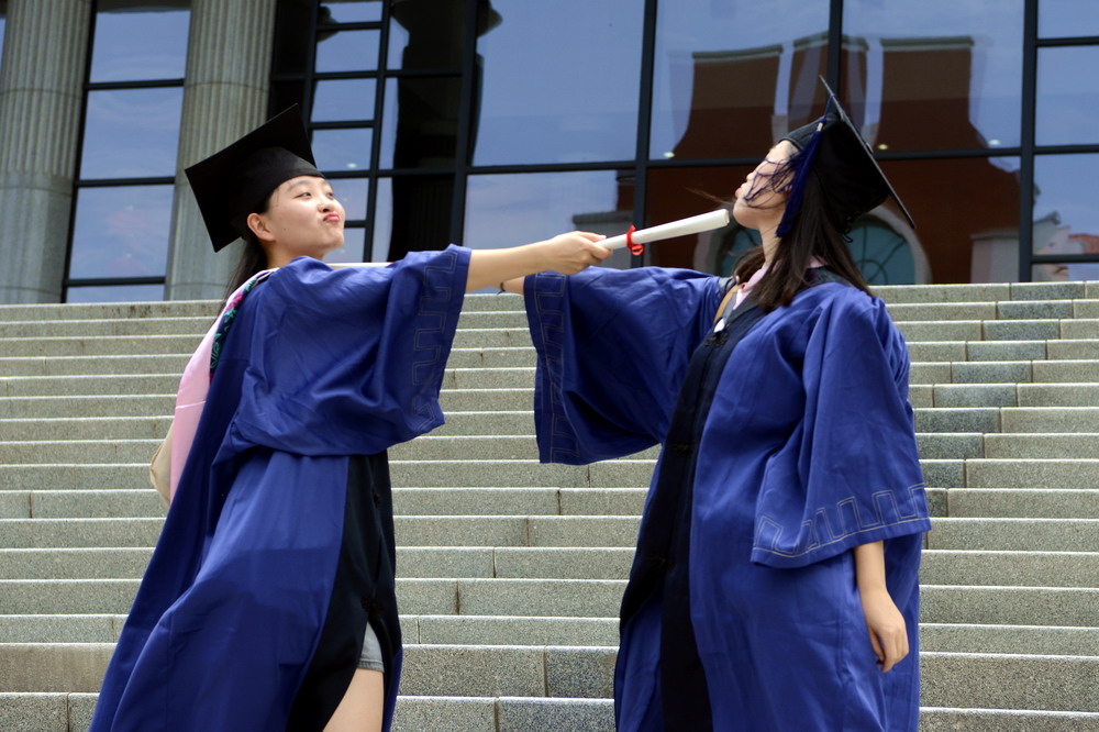 【实拍】厦门大学毕业季，最美校园成火爆景点