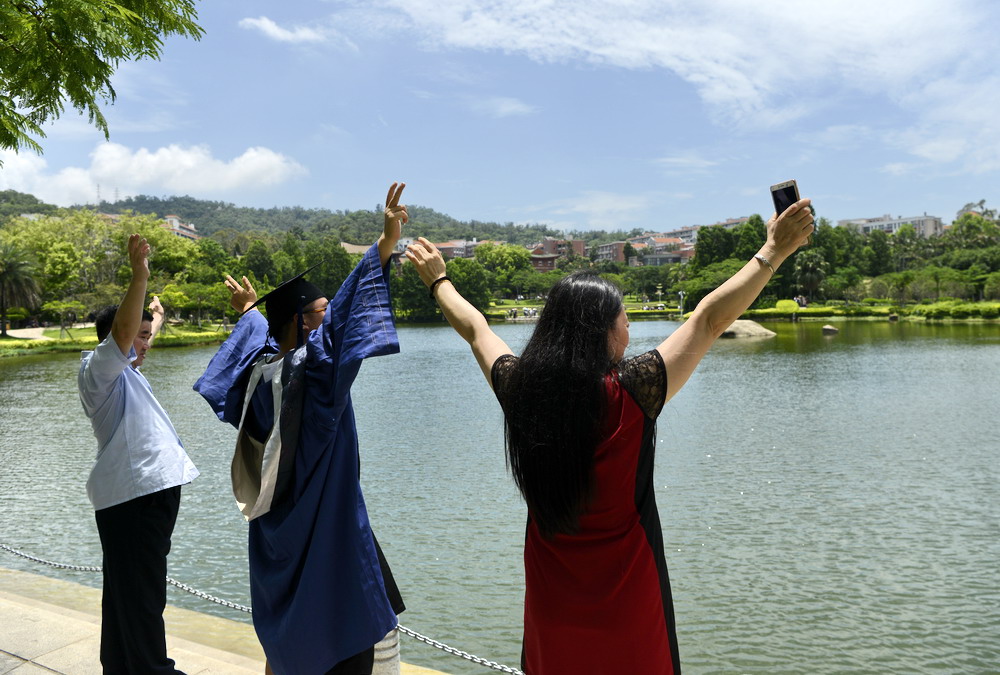 【实拍】厦门大学毕业季，最美校园成火爆景点