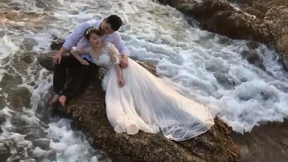 婚纱照海里_婚纱照风格