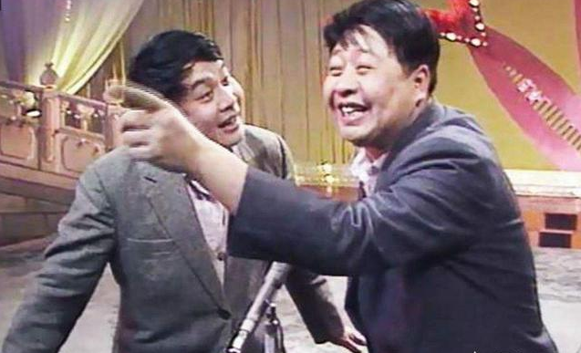 马季,赵炎特别是《醉酒》在电视上引起了不小的轰动.