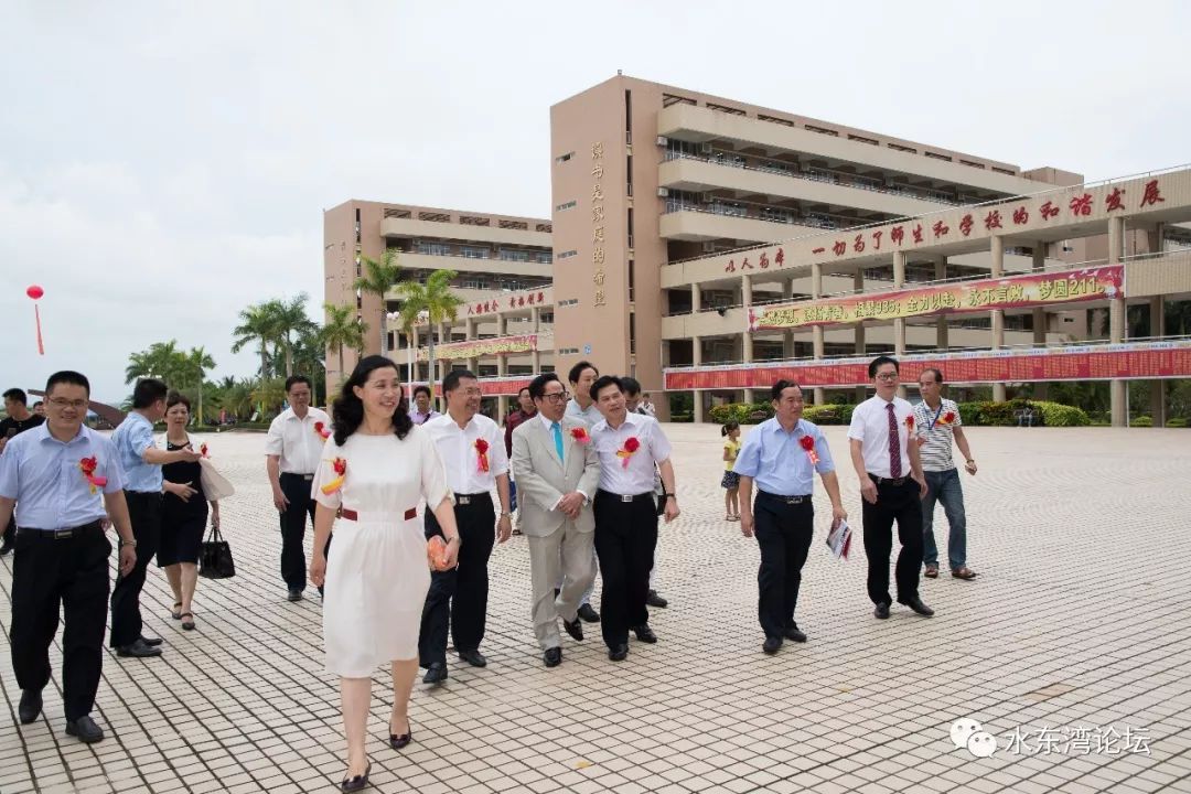 北京西山诗社南粤分社与电白一中国学研究会成立庆典暨南粤诗风首发式