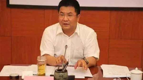 人民检察院案件信息公开网近日公布承德市委原常委,常务副市长李刚