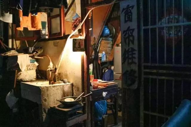 在上海市区没有房的本地人，他们究竟过着什么样的生活？