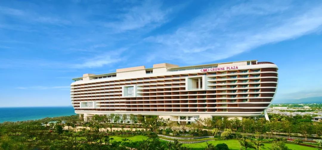 6月20日,三亚海棠湾新开了一家奢华酒店
