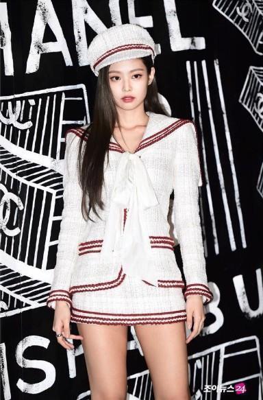 大家关注blackpink个人ig了吗网友大赞jennie每张照片都像仙女