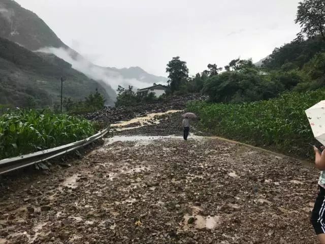 连续暴雨,四川地灾橙色预警区域扩大!九寨沟景区多处发生山洪,泥石流