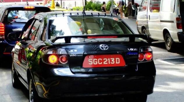 在新加坡堪比26个iphonex的土豪车牌你见过吗