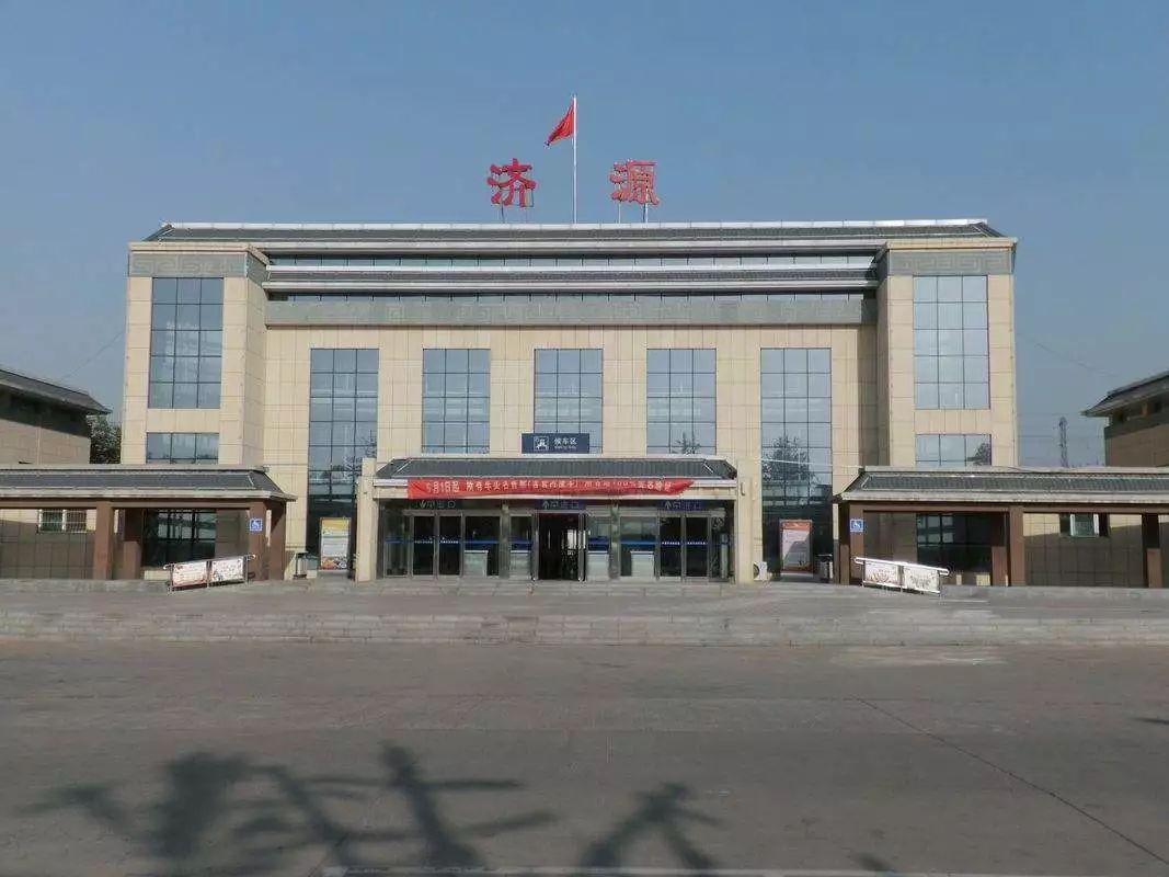 辽宁朝阳站：北京一车站改名，成就了这座全国唯一带省名的火车站-搜狐大视野-搜狐新闻