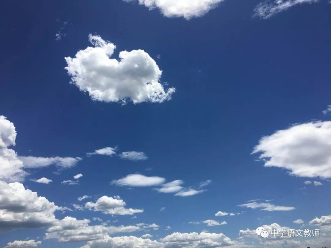 刷爆朋友圈:2018年6月27日帝都的蓝天白云,美得让人