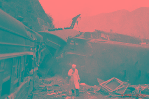1978年杨庄车站列车相撞事故,一百多名