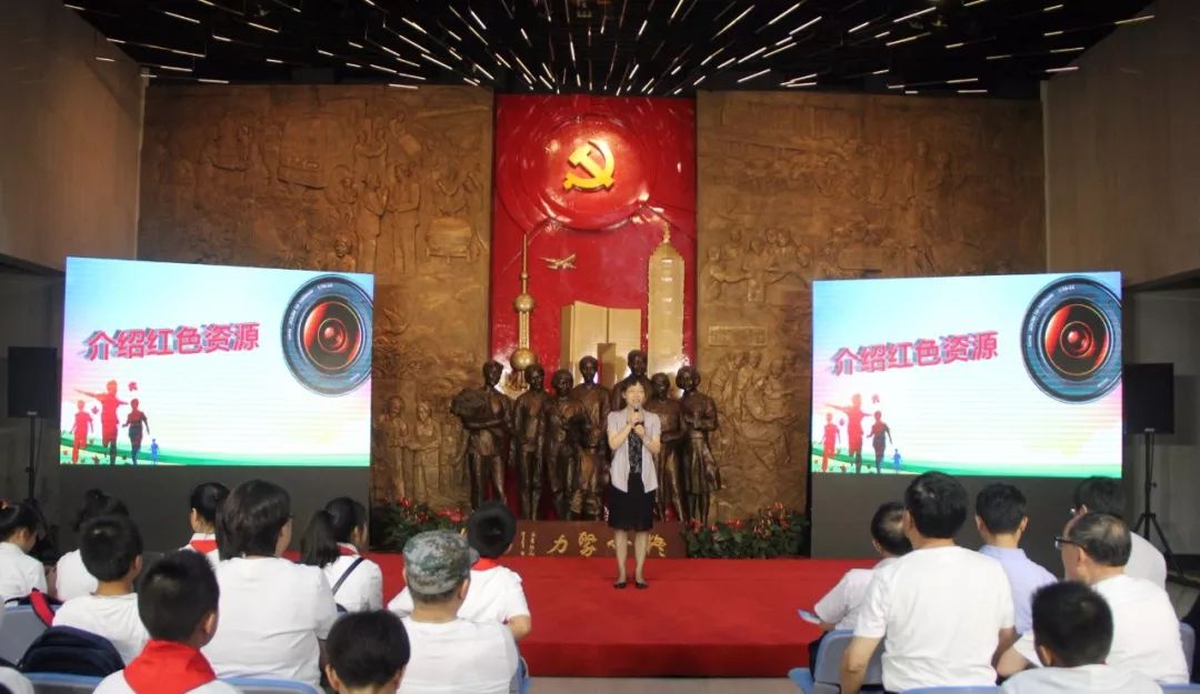【未成年人】上海凝聚力工程博物馆举行 长宁