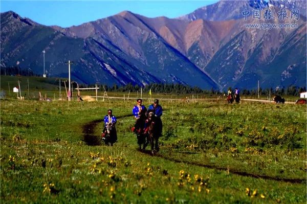 肃南县赛鼎村首届旅游文化艺术节彰显特色民族文化