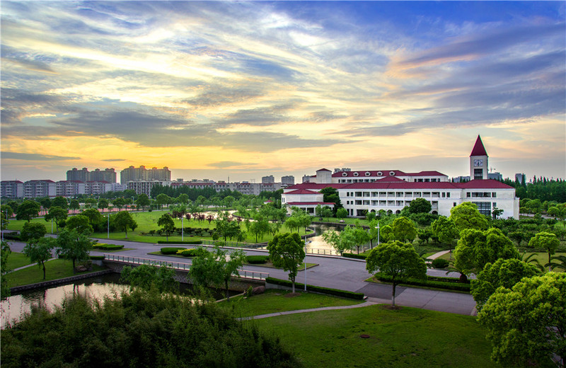 【镇魂手册】"龙城大学"原来在这里,沈教授也在这里!