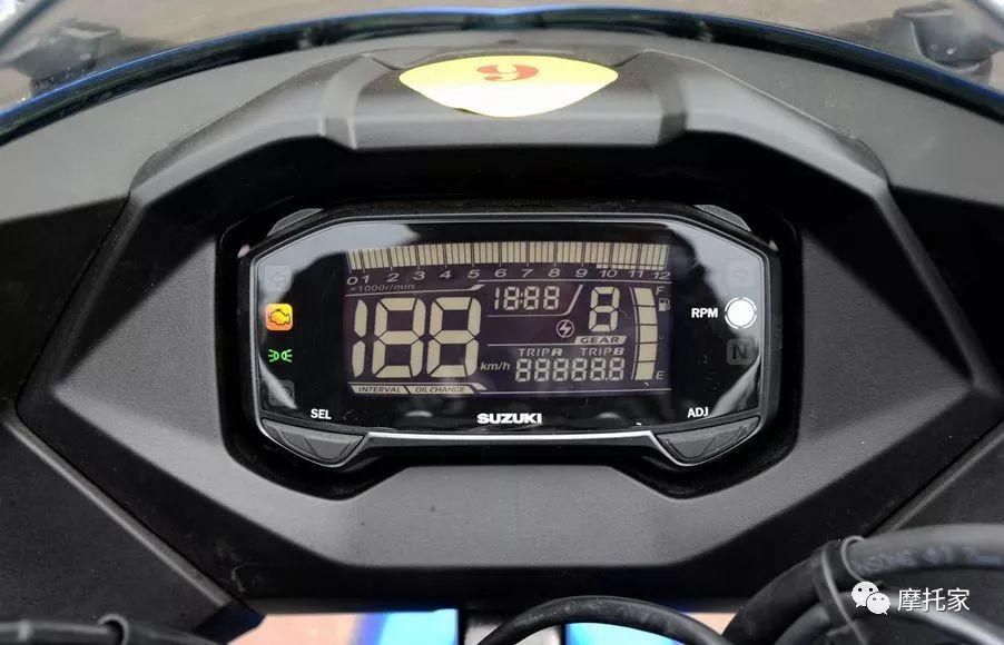 新车/轻骑铃木GIXXER国内发布，团购价12980元！