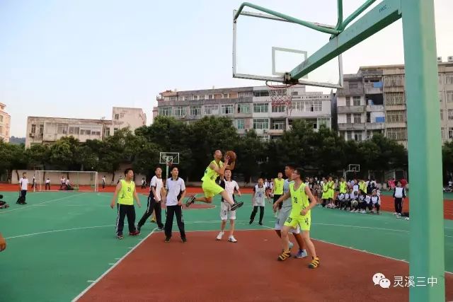 苍南县灵溪镇第三中学2018年7月1日返回搜狐,查看更多