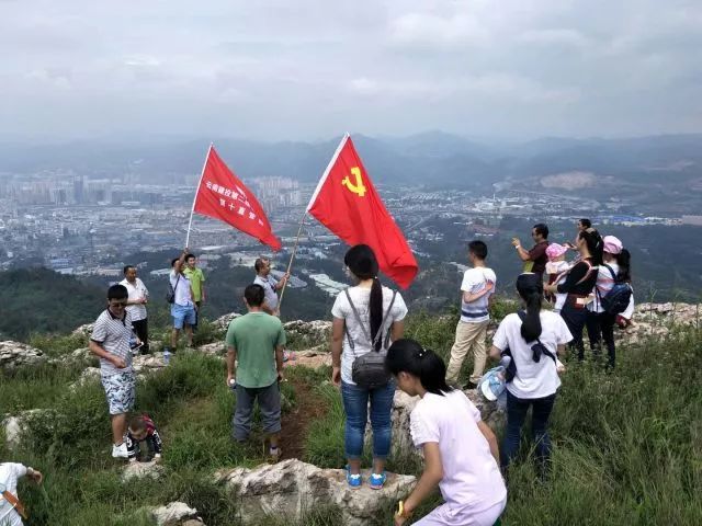 初心同向与党同行│二建人为党的97周年华诞送上祝福