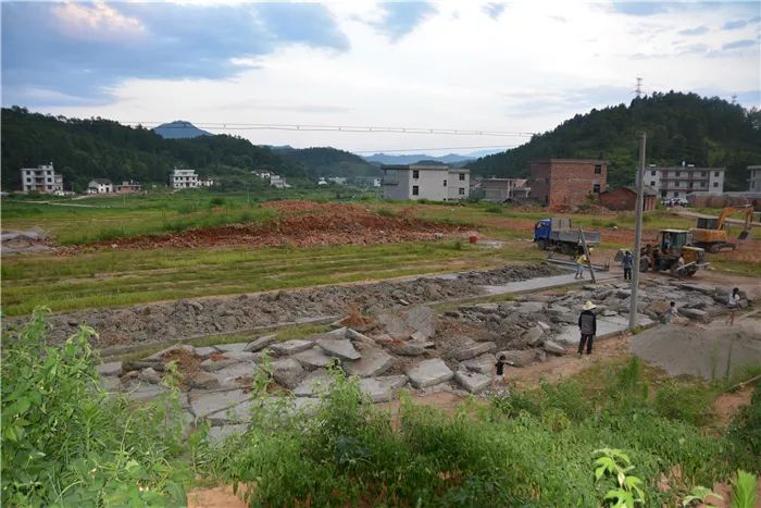 遂川西溪人口_遂川西溪失信名单