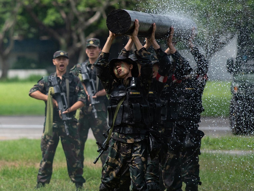 中国部队女兵内衣_中国女兵(3)