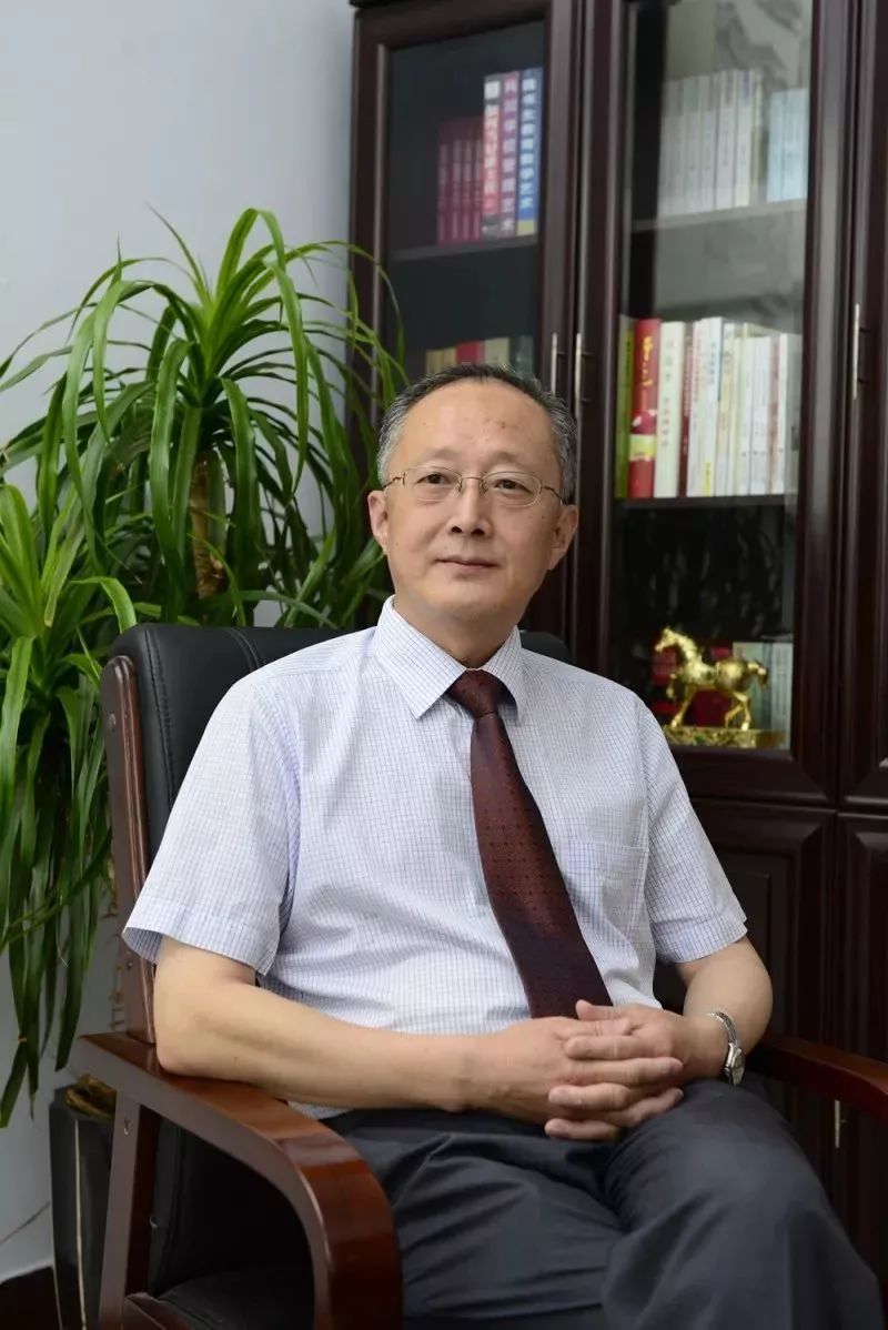 辛集中学校长赵栋:为每一个学生的幸福人生奠基