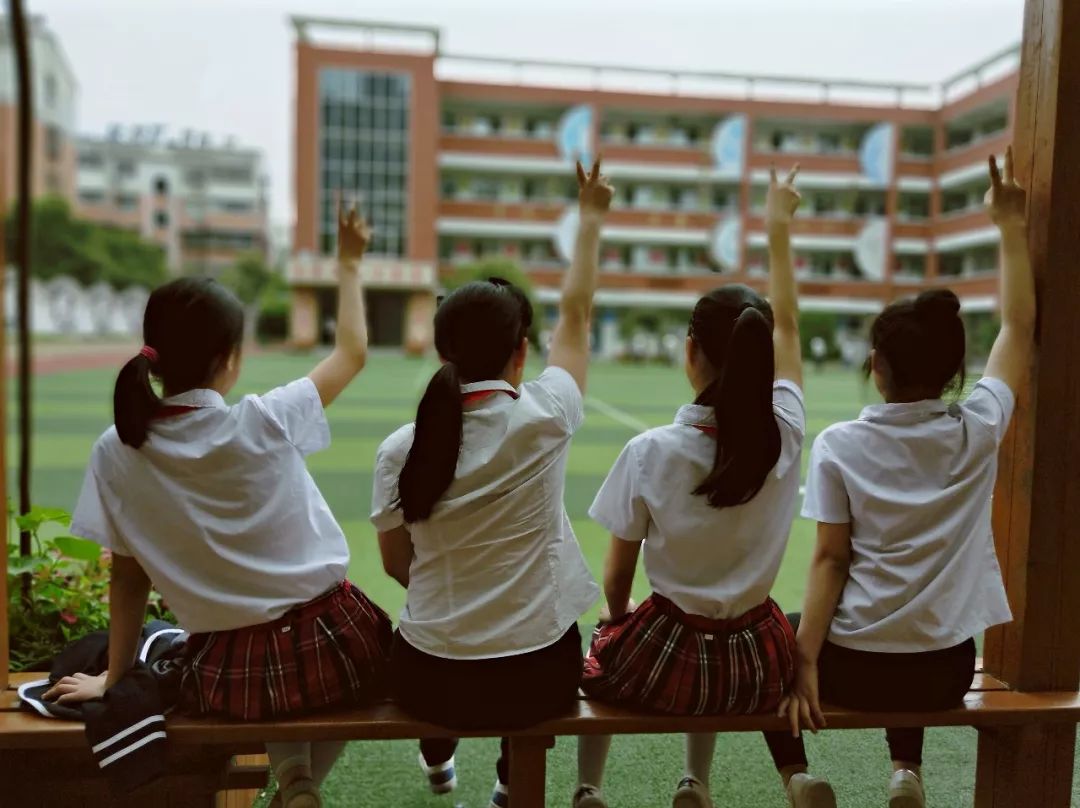 洛阳这些学校的毕业照 已经刷爆朋友圈 洛阳华洋国际学校(小学部)