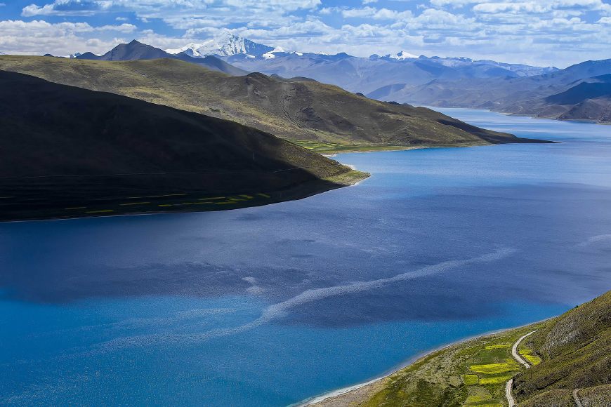 环球体育HQ官网登录入口：西藏最美的湖之一，比杭州西湖大70倍，因泥石流形成
