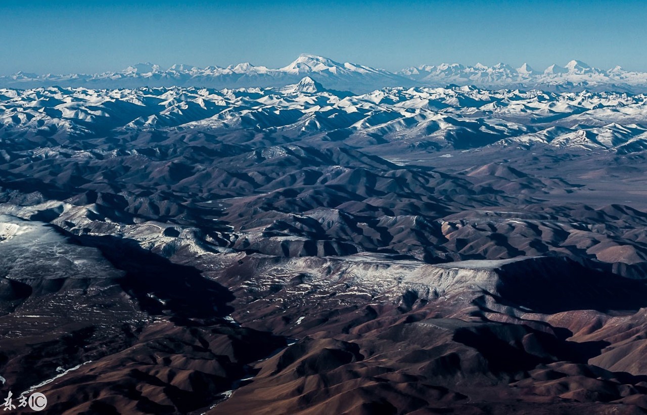 航拍中国最美航线,拉萨到阿里,飞越岗底斯山脉和喜马拉雅山