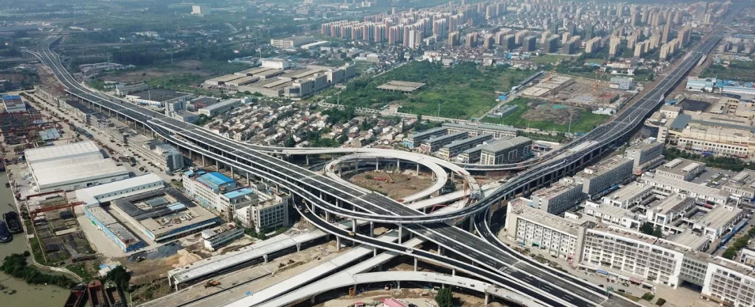 扬州首条快速路全线开放交通,独一无二的四"最"!