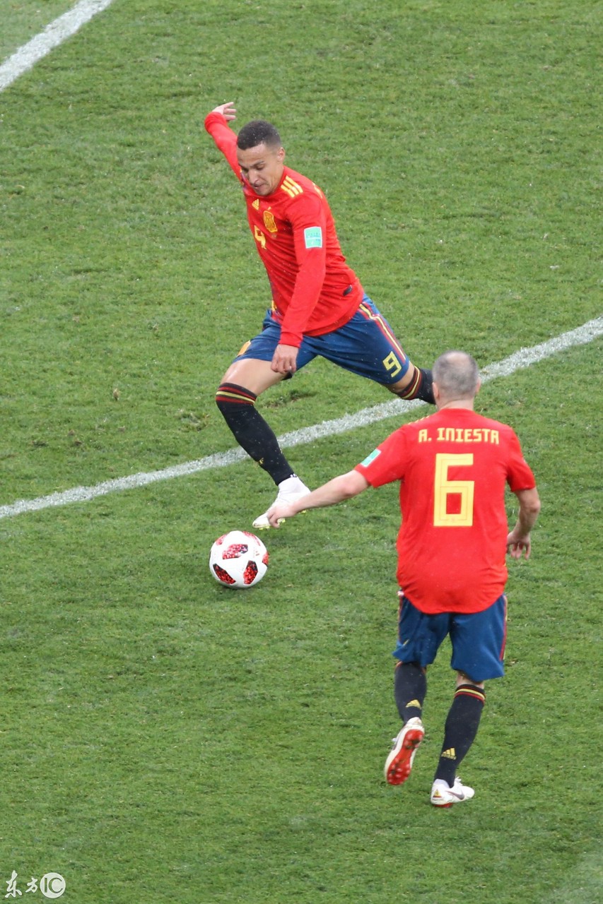 世界杯8分之一决赛 西班牙对战俄罗斯 4:5