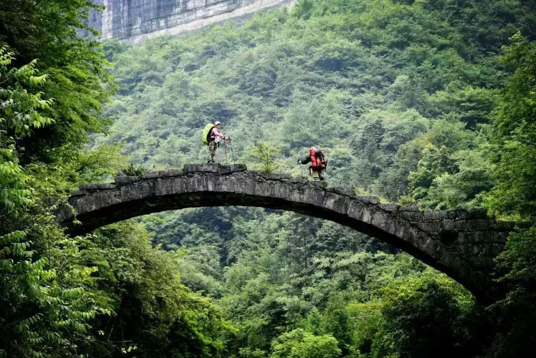 恩施深度游6日 绝美鄂西-仙居恩施-鹤峰屏山-体验土家