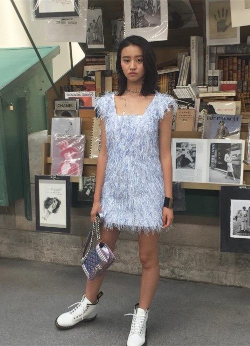 木村拓哉二女儿现身香奈儿高定秀场,一张高级脸气场一点不输刘雯