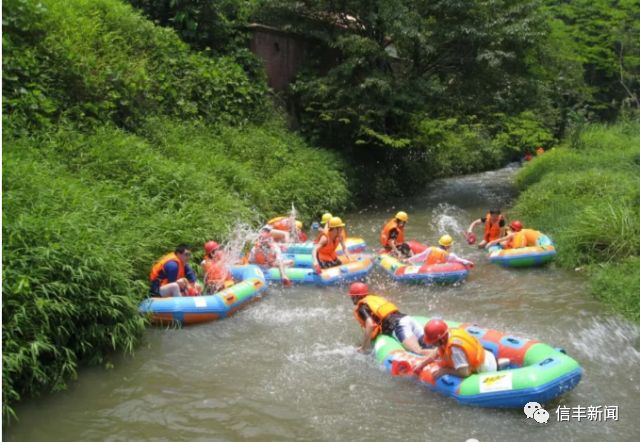 炎炎夏日去哪玩?新田镇坪地山村将承包你一整夏的清凉!