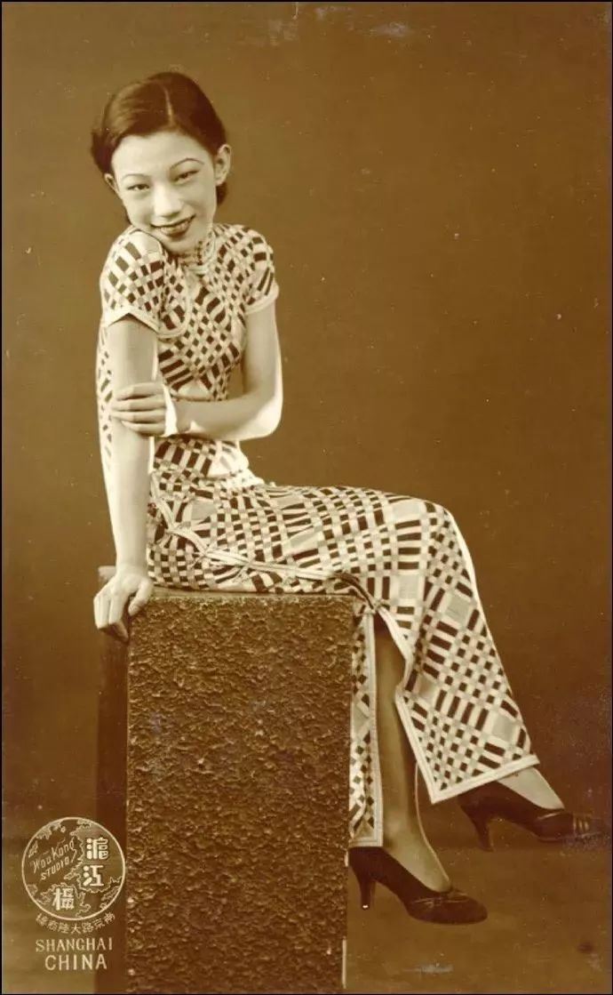 20世纪30年代早期拍摄的上海女性.