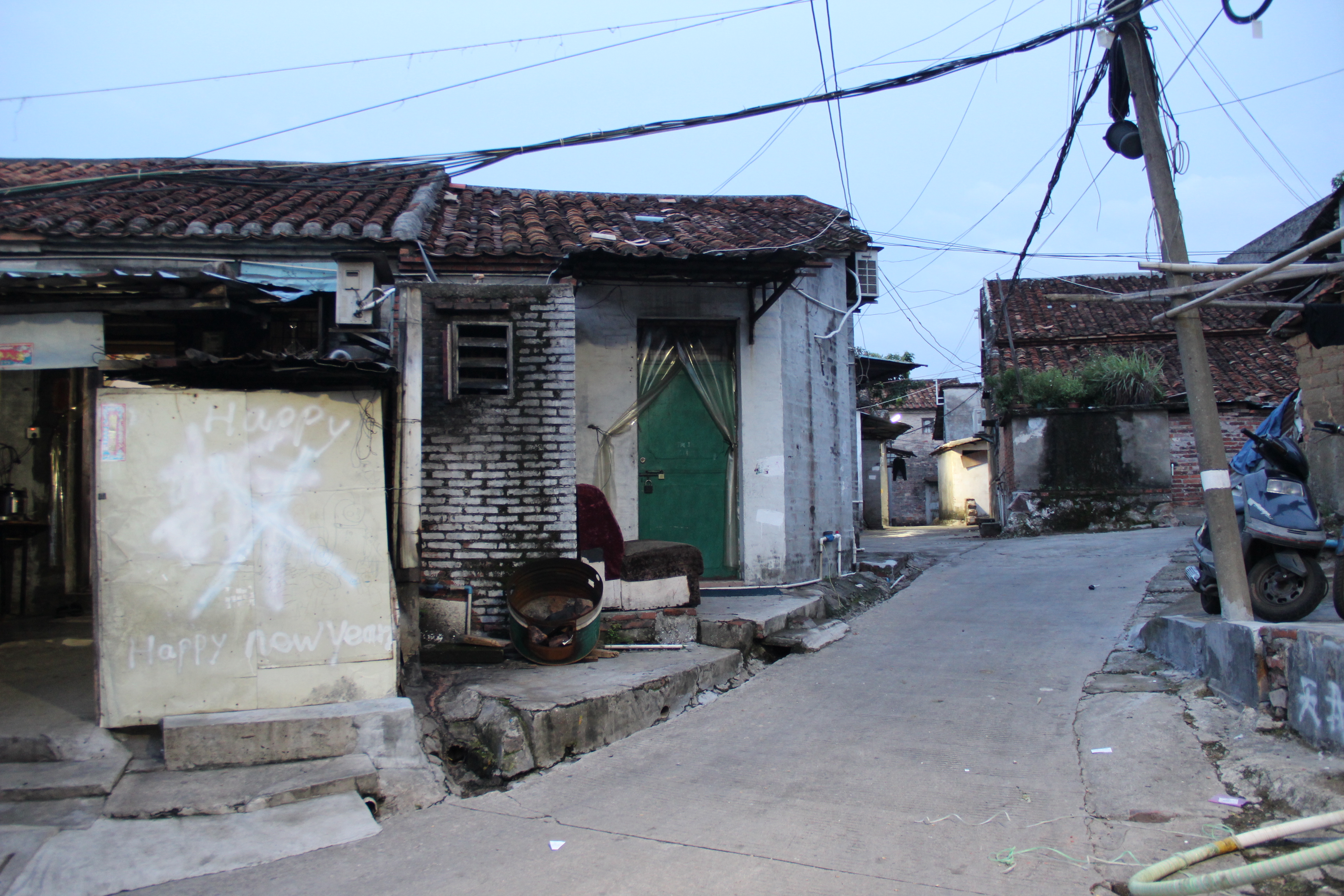 走进东莞旧村庄,如今这里留下的基本上是外地人奋斗故事