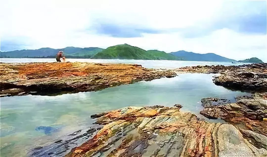 佛山出发惠州盐洲岛暑假追色之旅黑排角外海沙滩客家山湖之恋风情表演