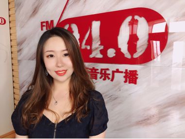 路西 x(艾克斯)餐厅 如果你在现场 一定见过我们这些可爱的主播 fm94