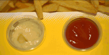 蜂蜜芥末酱和经典番茄酱