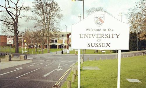 院校风采一览:萨塞克斯大学是英国顶尖研究型学府,在全英3个主要高校
