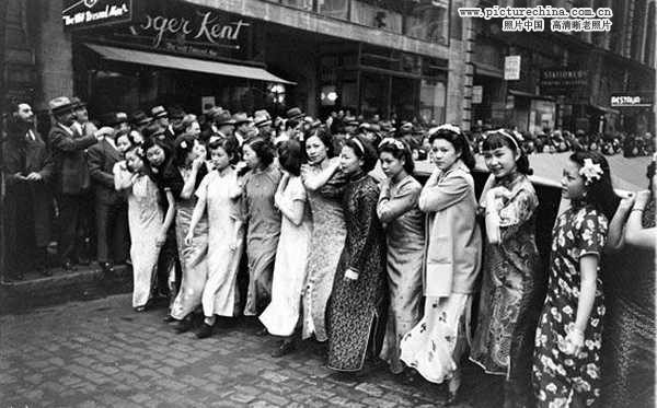 罕见老照片:纽约1938年中国旗袍美女抗日