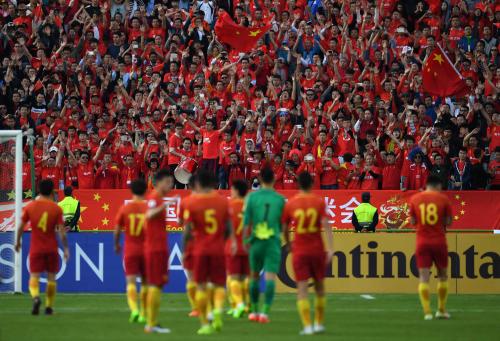 新华社：中国足球需论持久战 别想弯道超车