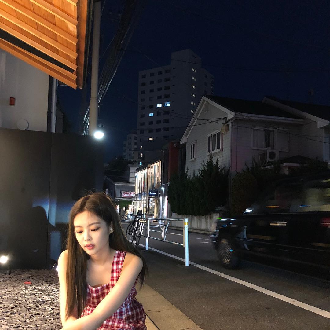 红格裙少女jennie的东京之夜 甜点和闺蜜一个都不能少