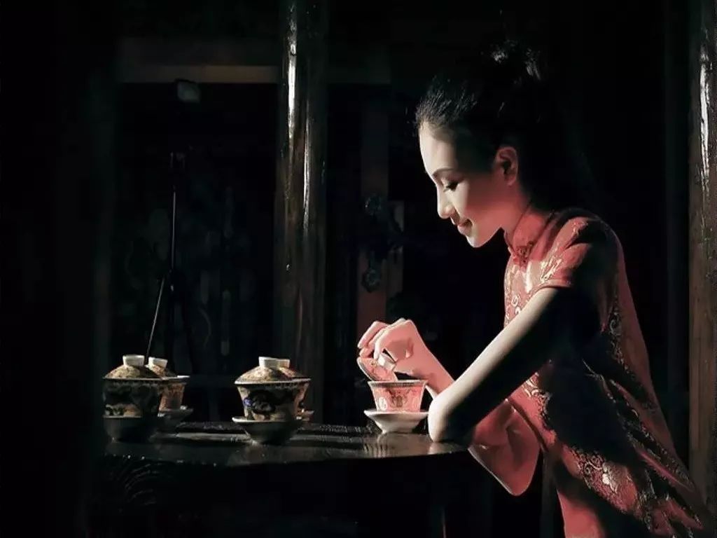 优雅喝茶的女人的图片,禅茶意境女人唯美图片(3) - 伤感说说吧