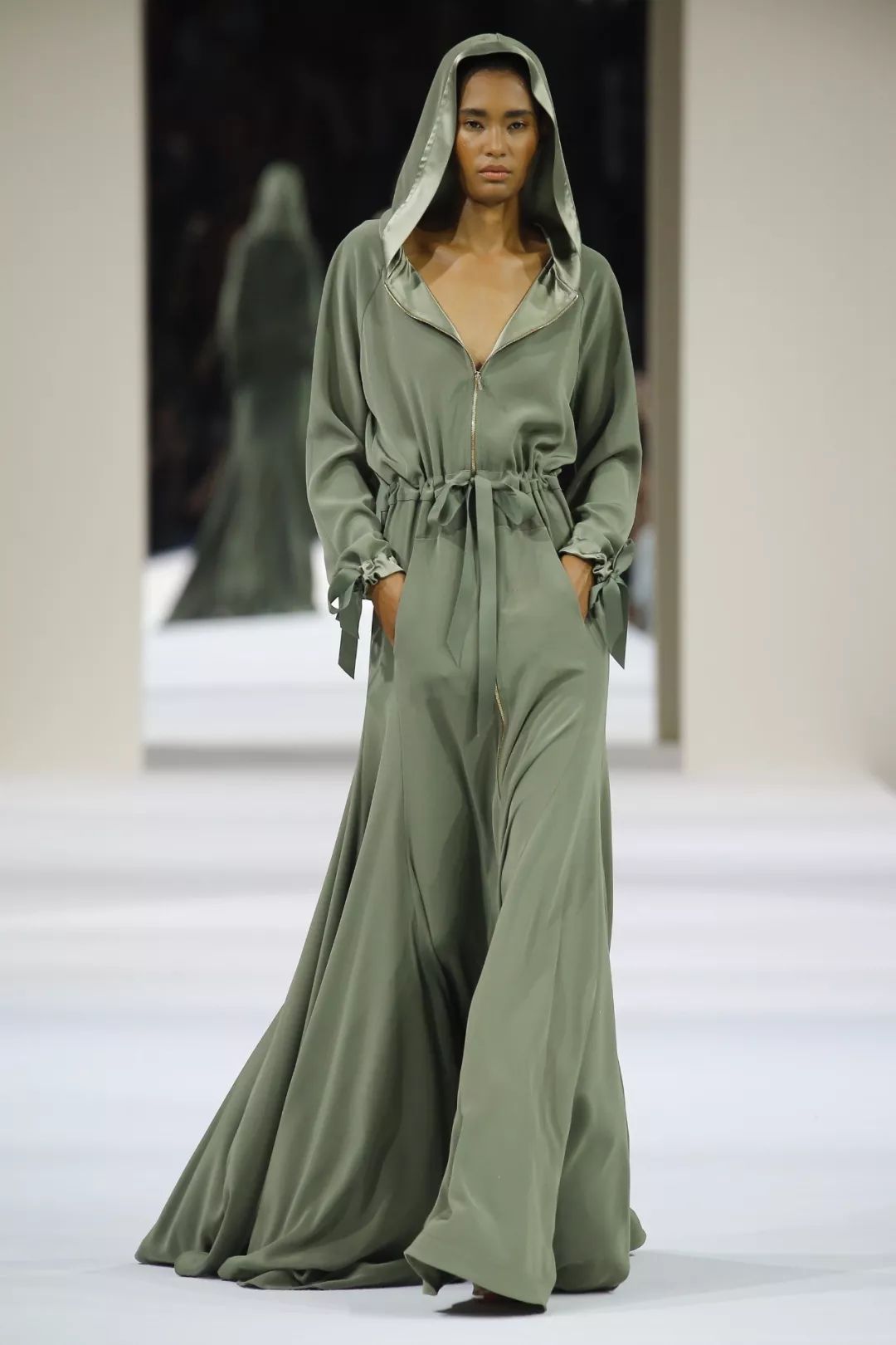 ALEXISMABILLE2018秋冬高级定制秀场