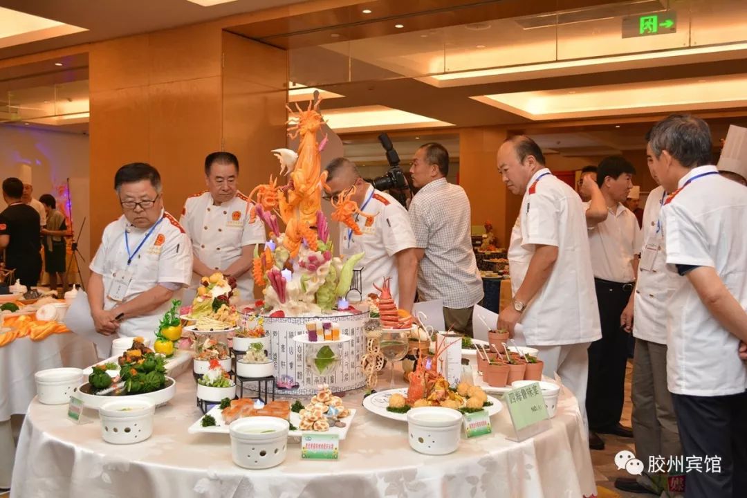 热烈祝贺胶州宾馆在全国首届胶东名菜,名宴烹饪大赛中